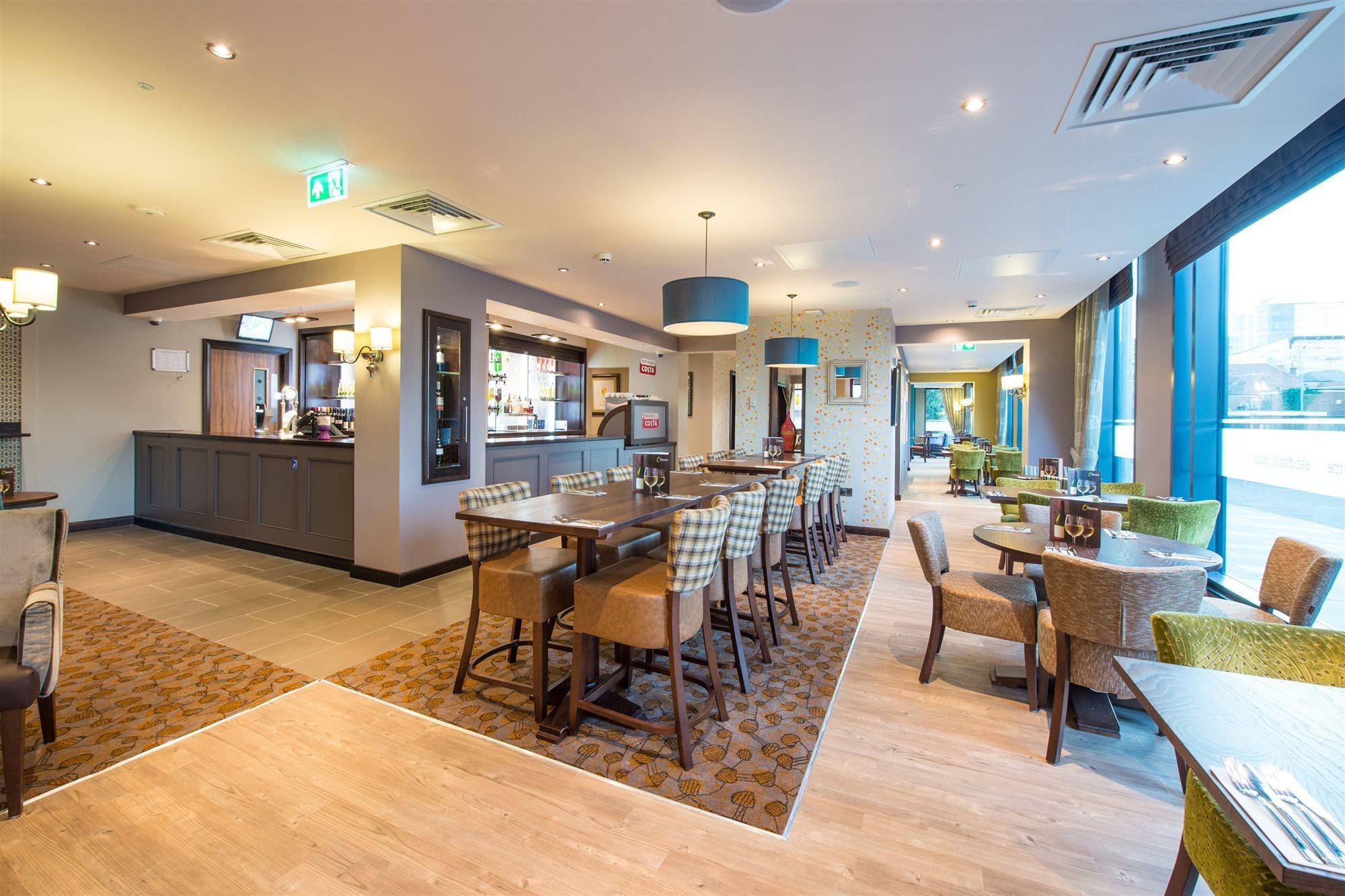 Premier Inn Maidenhead Town Centre Ngoại thất bức ảnh