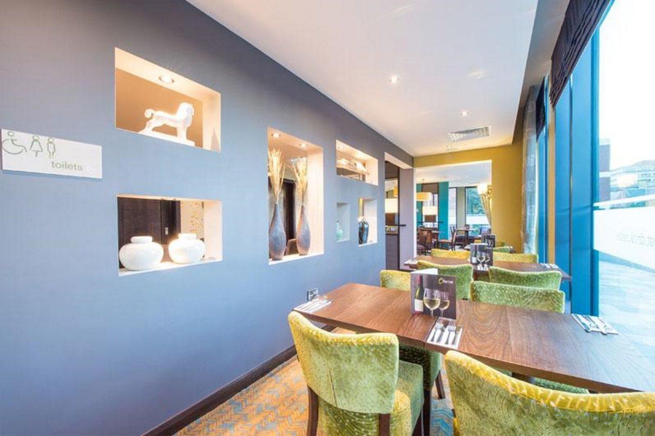 Premier Inn Maidenhead Town Centre Ngoại thất bức ảnh